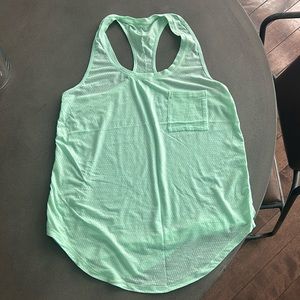 💚 Lululemon tank top size 4